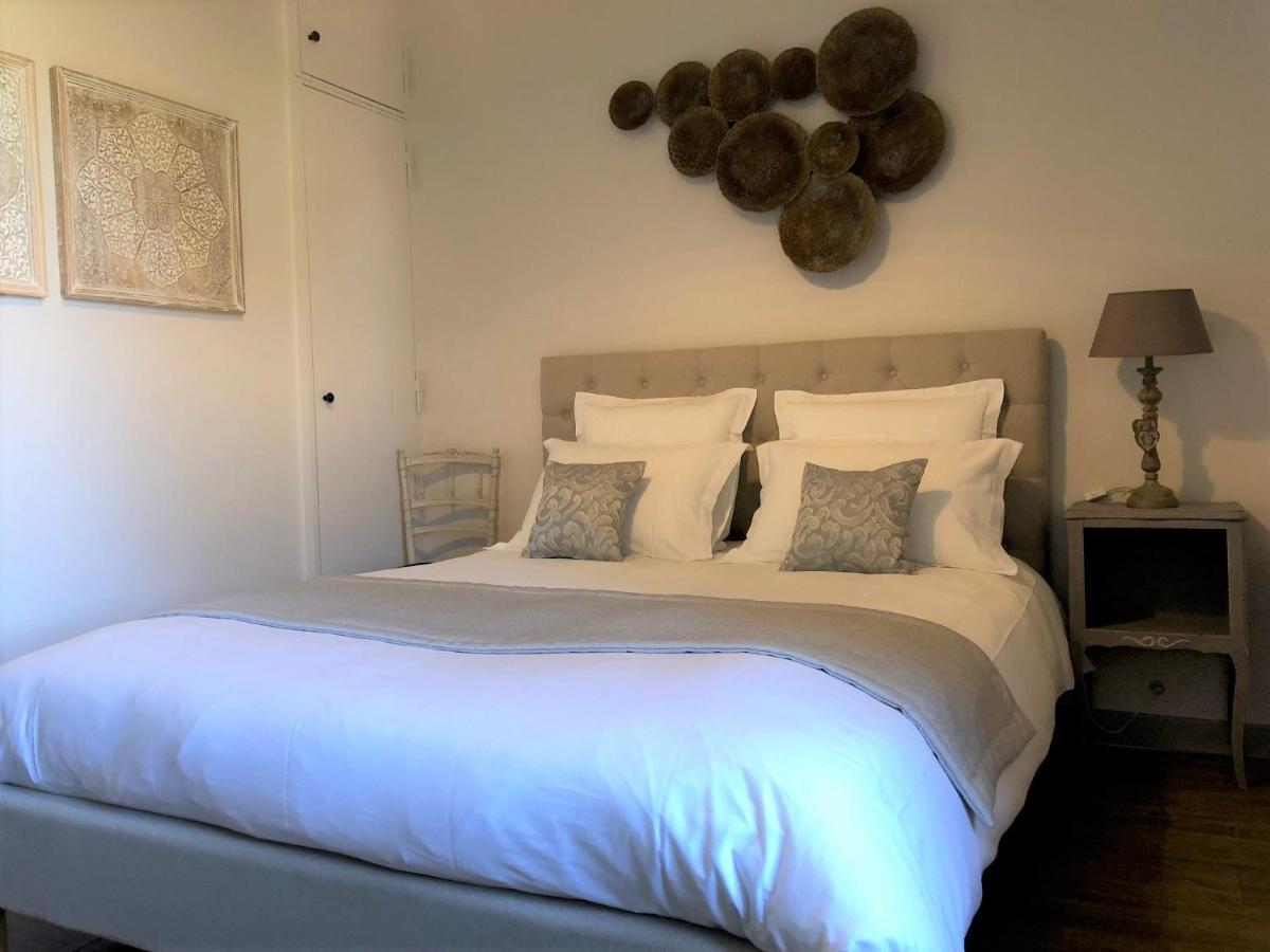 Domaine De Monplaisir Bed & Breakfast Caylus Dış mekan fotoğraf