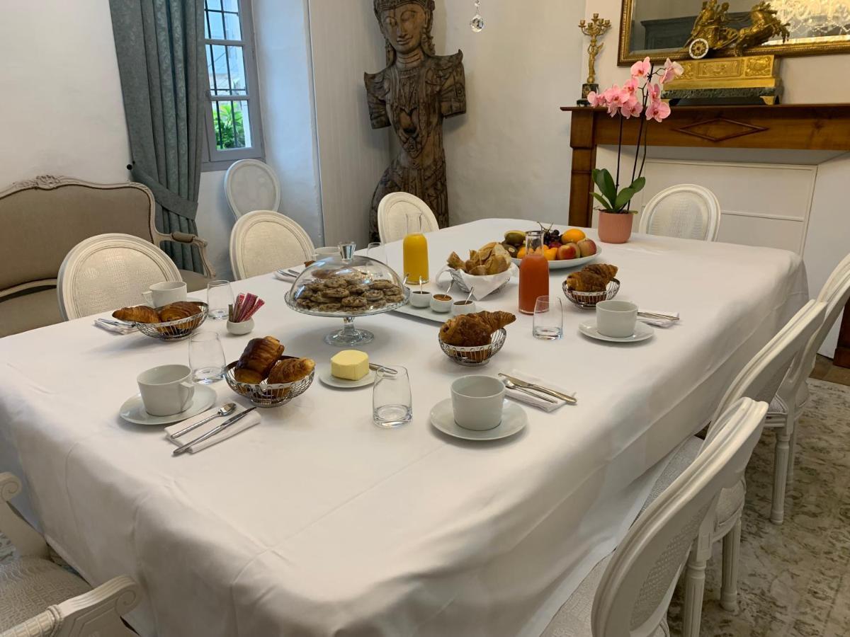 Domaine De Monplaisir Bed & Breakfast Caylus Dış mekan fotoğraf